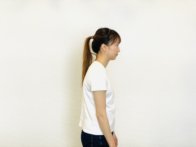 姿勢の乱れに悩む方のイメージ ゆうあい整骨院・鍼灸院